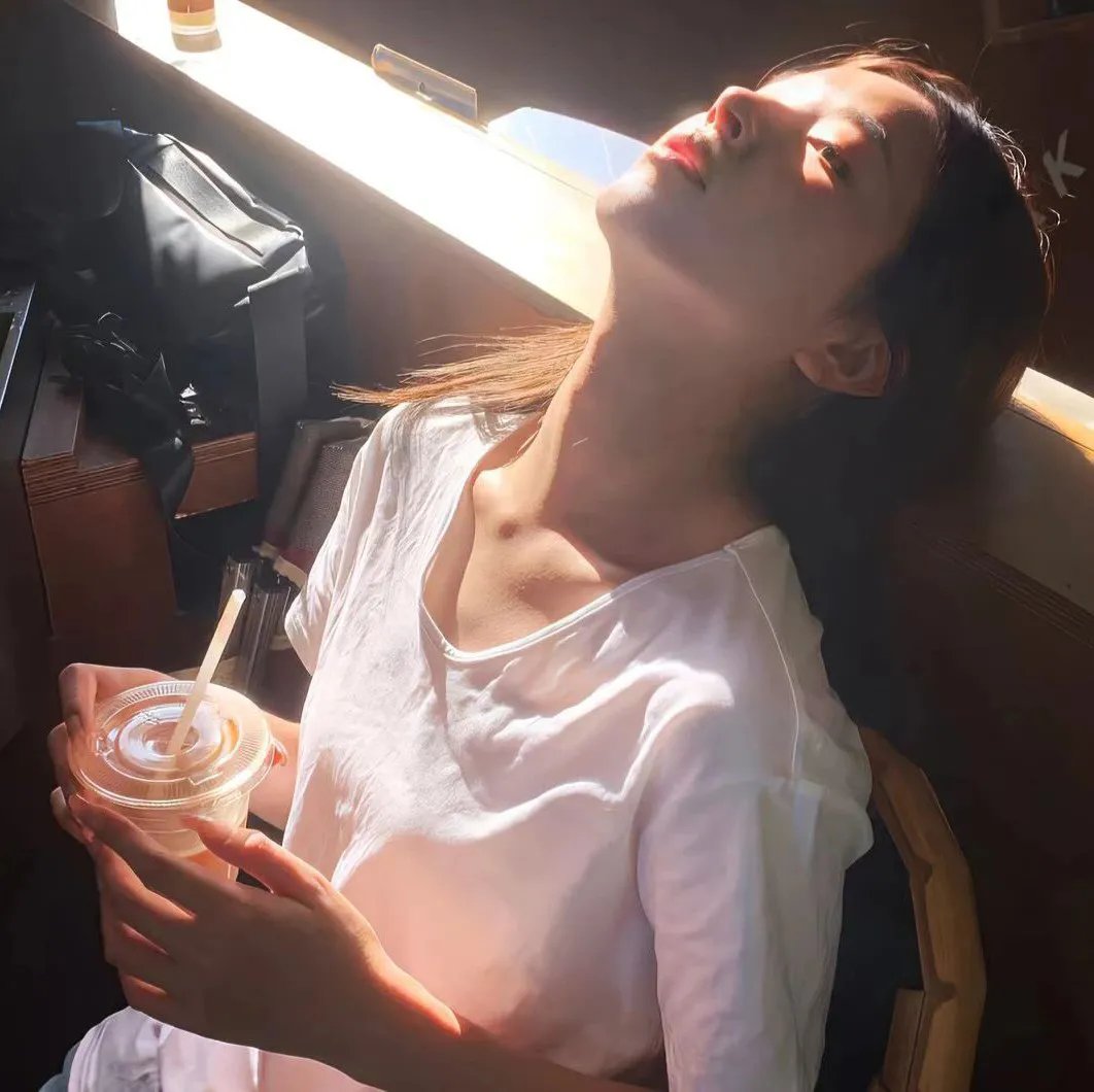 双子姐妹